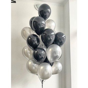 Μπουκέτο με μαύρα και ασημί μεταλλικά μπαλόνια